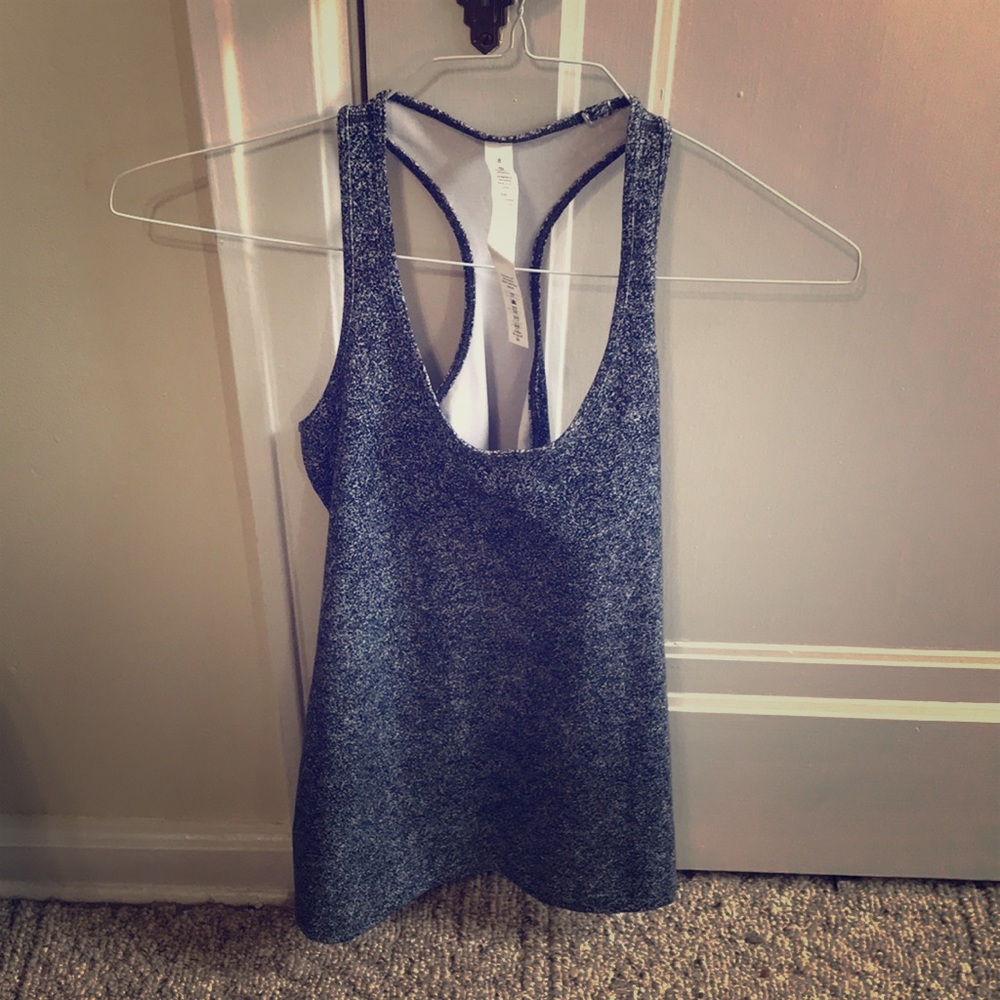 Lululemon workout tank